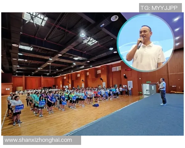 广州羽毛球队团队协作探秘:如何在比赛中实现默契与配合 广州羽毛球队团队协作探秘:如何在比赛中实现默契与配合