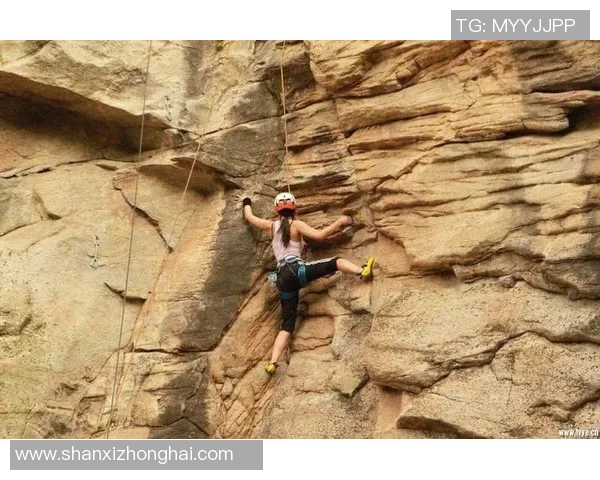 深圳攀岩队的意识探讨与发展:攀岩运动的精神与团队文化分析 深圳攀岩队的意识探讨与发展:攀岩运动的精神与团队文化分析