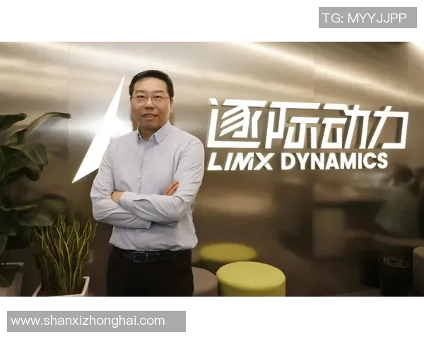 深圳街舞队的蜕变之旅:从街头文化到专业舞台的成长记录 深圳街舞队的蜕变之旅:从街头文化到专业舞台的成长记录