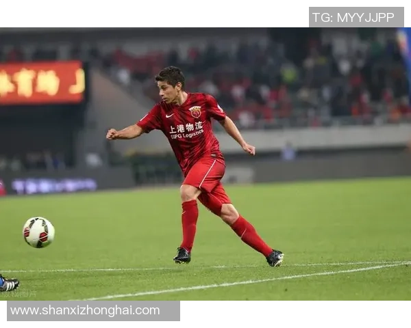 赛后分析：上海足球队与南京足球队的比赛节奏与战术对比探讨